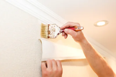 Pose de papier peint à Argentonnay — revêtements muraux et toiles de verre